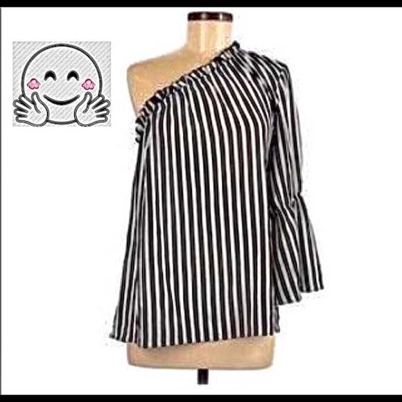 Black and white vertical stripes off the shoulder blouse with Statement Sleeve - Picture 4 of 5